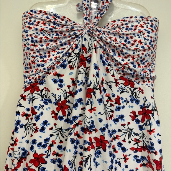 No Boundaries Red and Blue Floral Tank Top - Picture 4 of 7